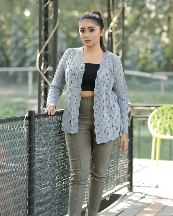 Exclusive Hand Knit Fashionable Short Cardigan for Women - Image 5